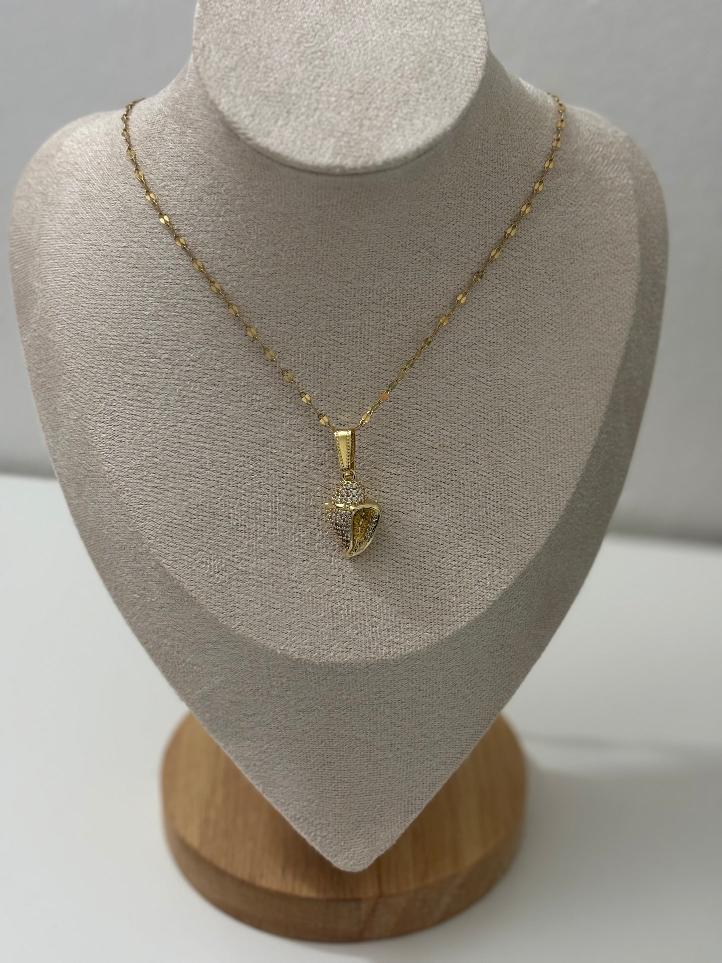 Collar Concha 18k